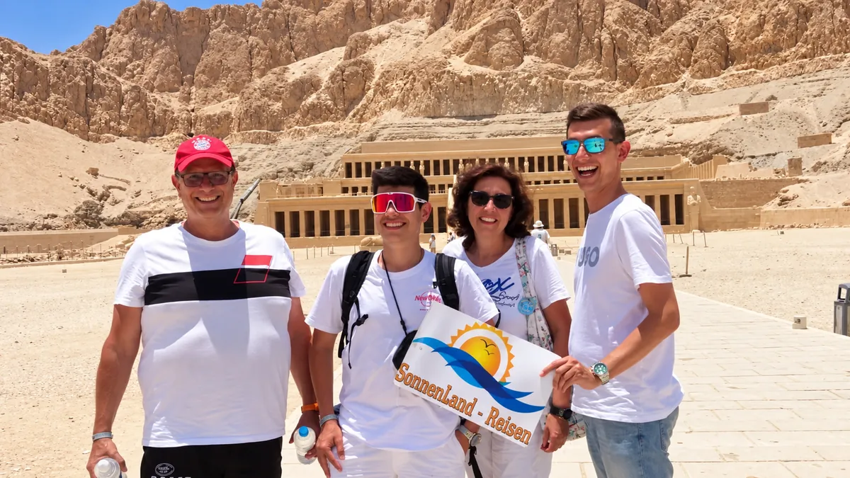 hatschepsut-tempel-luxor-gaeste.webp